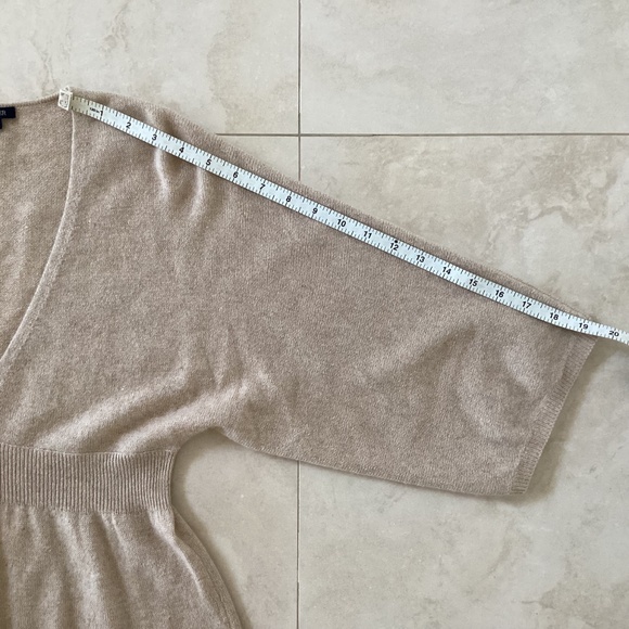 Boston Proper 100% Cashmere Light Beige/Oatmeal V-Neck Tunic Sweater Kimono Slvs - Picture 7 of 13